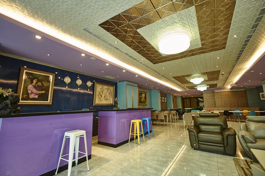 Lily Hotel Kaohsiung Exterior foto